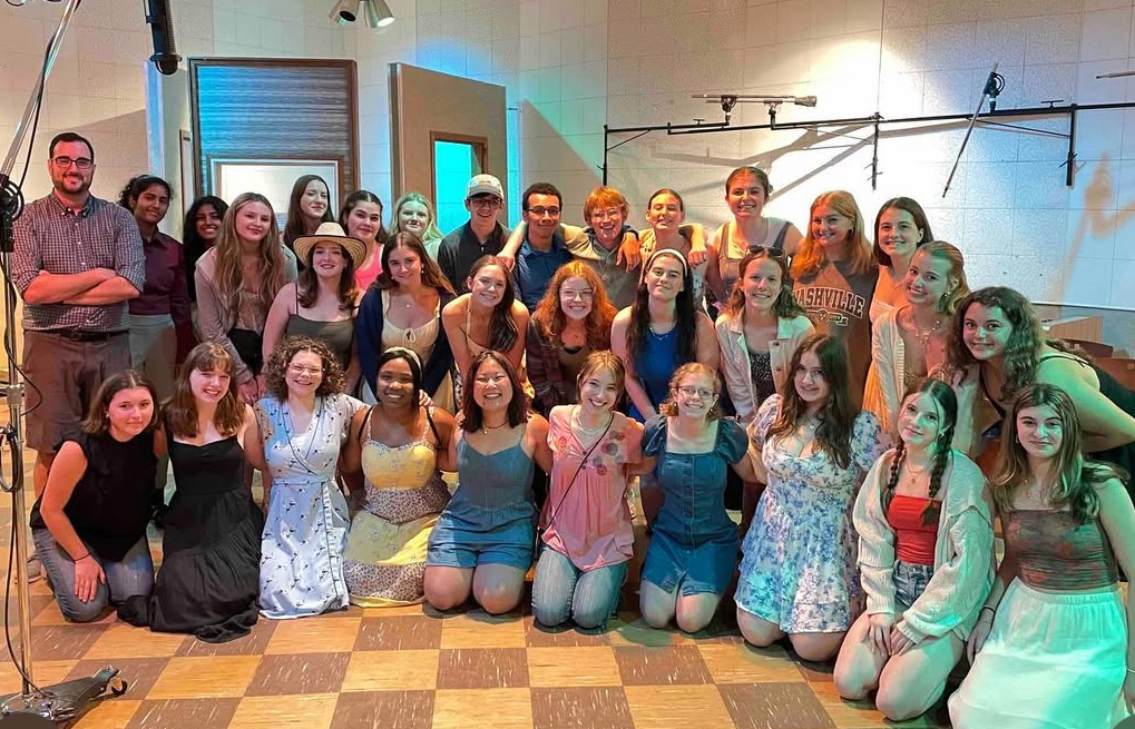 The Chamber Singers record "Can't Help Falling in Love" at RCA Studio B.